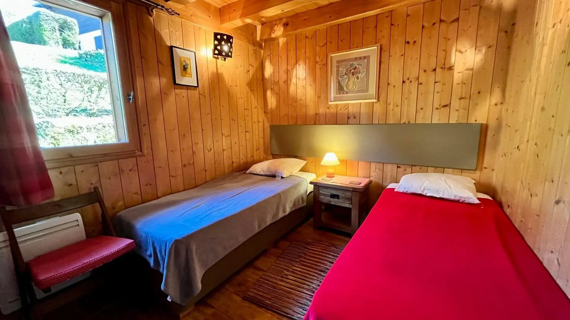 Chalet Moderne 3 Chambres Avec Balcon Et Garage A Samoens - Fr-1-624-25 France