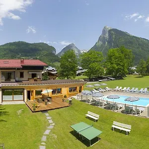 3* Aparthotel La Cour