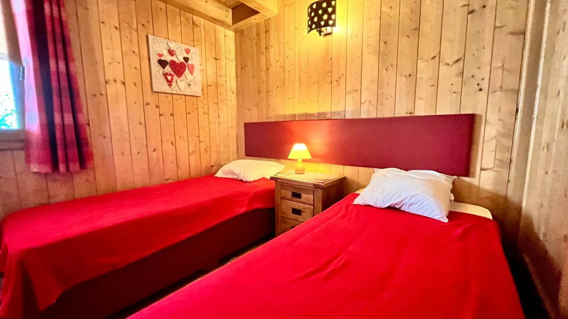 Chalet Moderne 3 Chambres Avec Balcon Et Garage A Samoens - Fr-1-624-25 Apartmán
